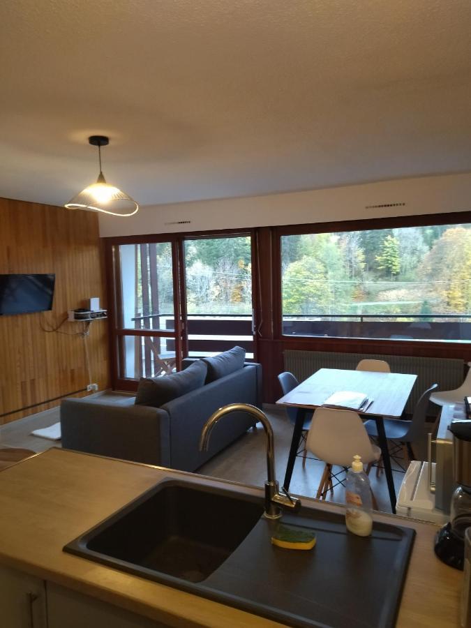 Studio Le Lacuzon Avec Piscine Et Tennis Exterieurs Les Rousses Buitenkant foto